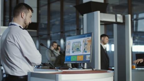 AESA aprueba el procedimiento de certificación de vigilantes de seguridad que aplican controles de seguridad de la aviación civil