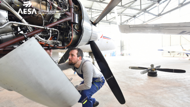 AESA comienza un proyecto piloto para abrir nuevas sedes para la realización de los exámenes de licencias de mantenimiento de aeronaves